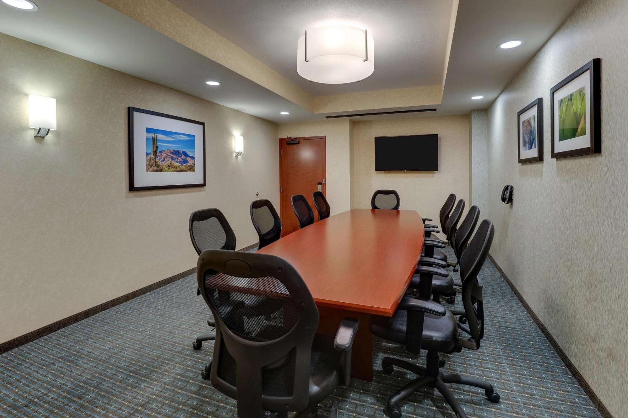 Drury Inn & Suites Phoenix Chandler Fashion Center Bagian luar foto