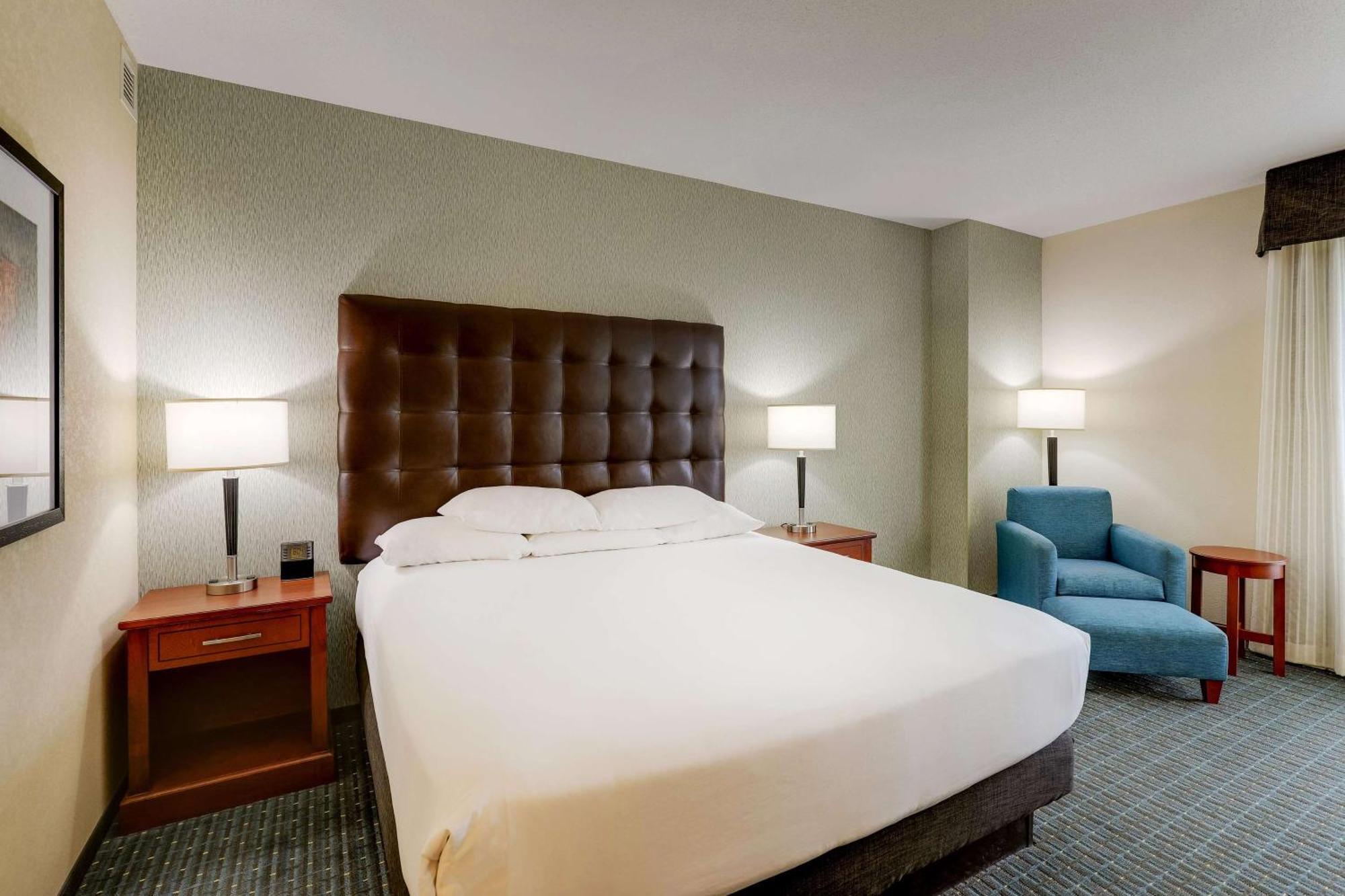 Drury Inn & Suites Phoenix Chandler Fashion Center Bagian luar foto