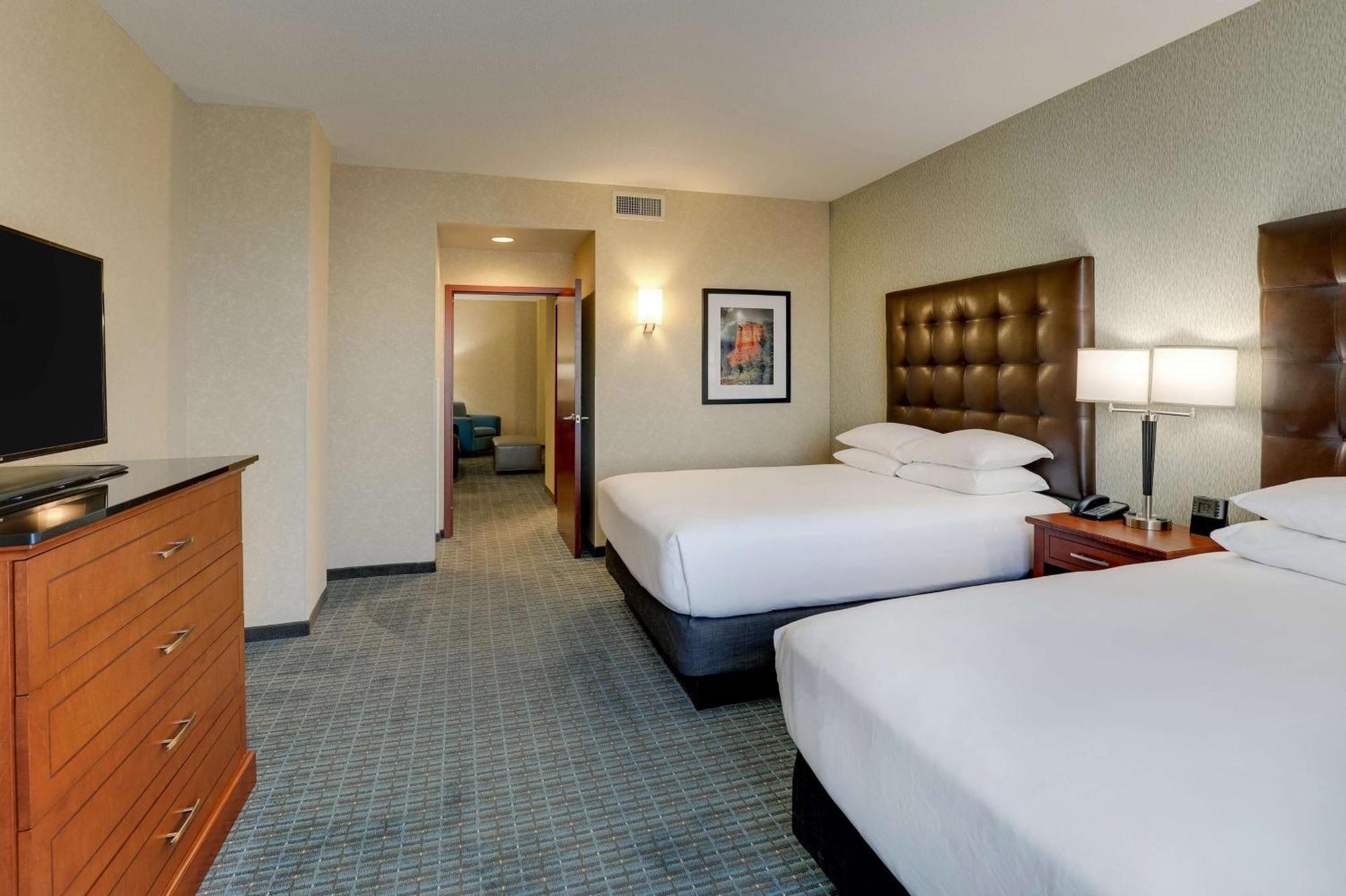 Drury Inn & Suites Phoenix Chandler Fashion Center Bagian luar foto